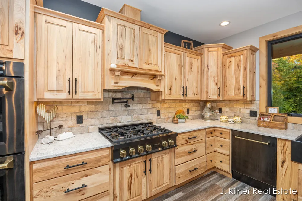 4390 22 Mile Road NW Tyrone Township, MI 49330