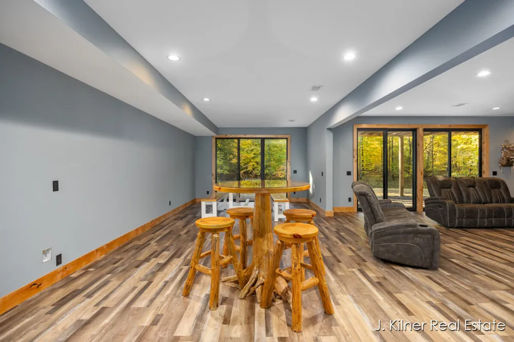 4390 22 Mile Road NW Tyrone Township, MI 49330