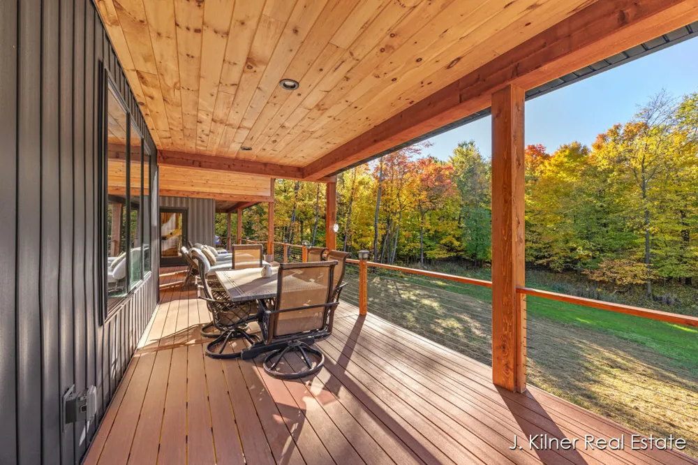 4390 22 Mile Road NW Tyrone Township, MI 49330