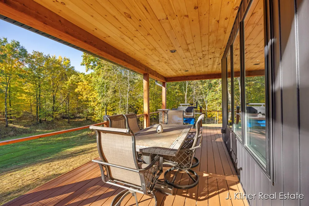 4390 22 Mile Road NW Tyrone Township, MI 49330