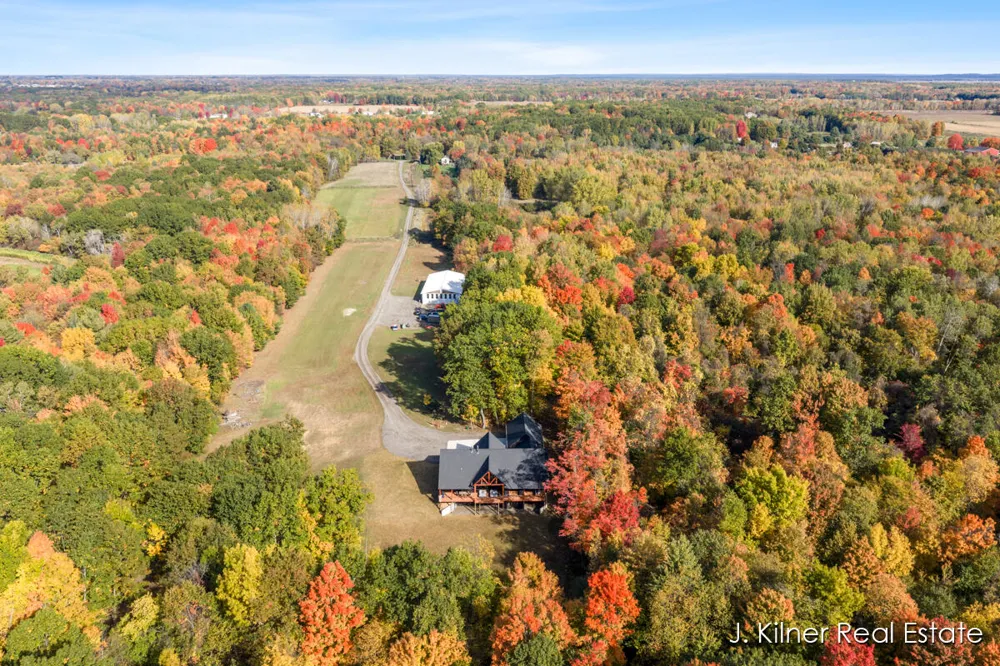 4390 22 Mile Road NW Tyrone Township, MI 49330