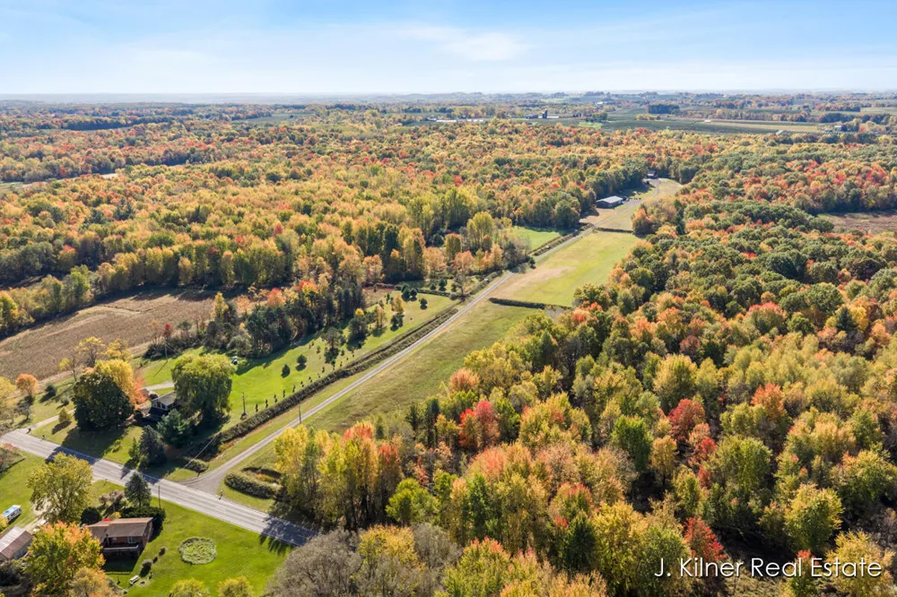 4390 22 Mile Road NW Tyrone Township, MI 49330
