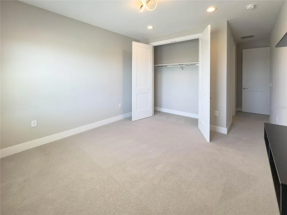 16210 RAVENNA COURT Montverde, FL 34756