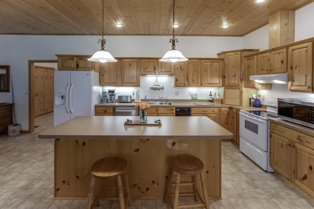 11027 Oak Point Road NW Cass Lake, MN 56633