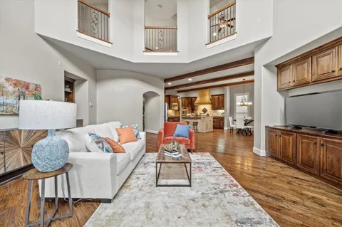 11224 Graceland Lane