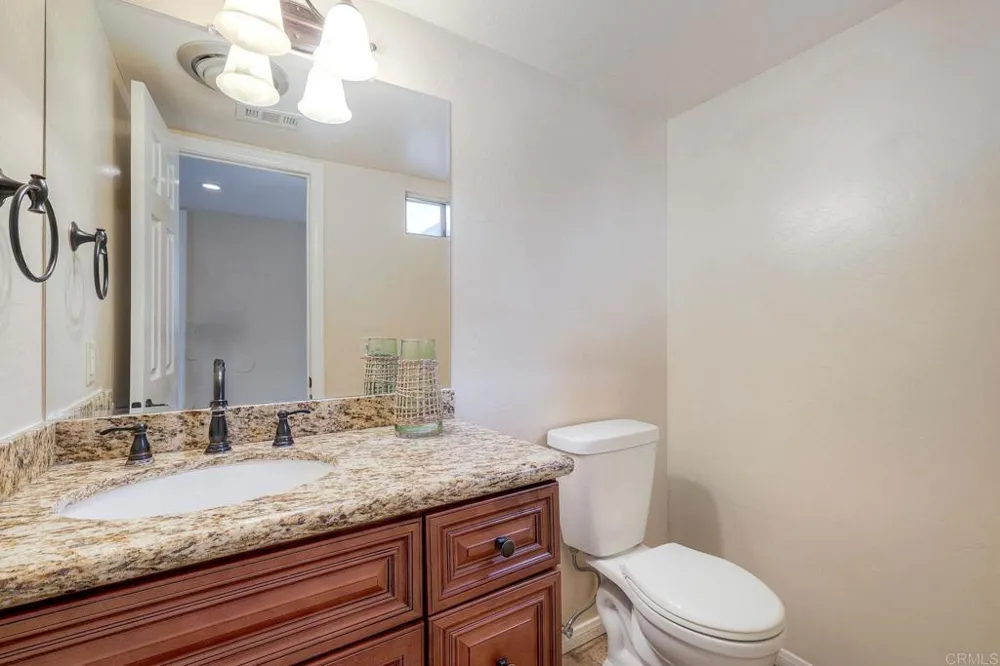 1312 Hawk Lane El Cajon, CA 92020