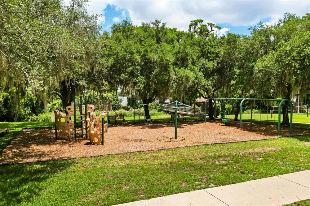 268 TAVESTOCK LOOP Winter Springs, FL 32708