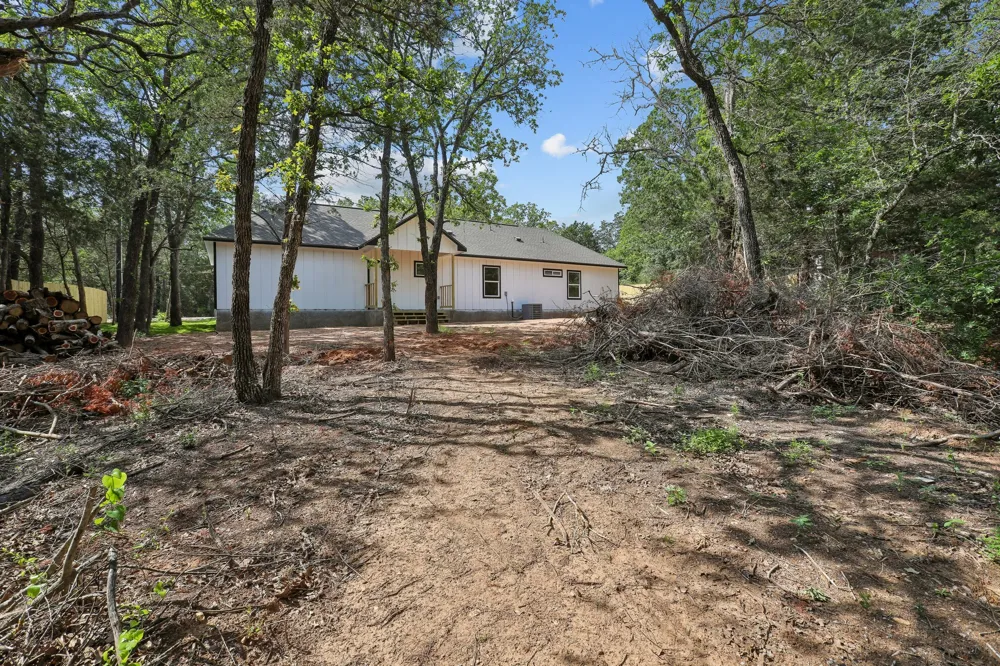 210 Flint Ridge Street Bastrop, TX 78602