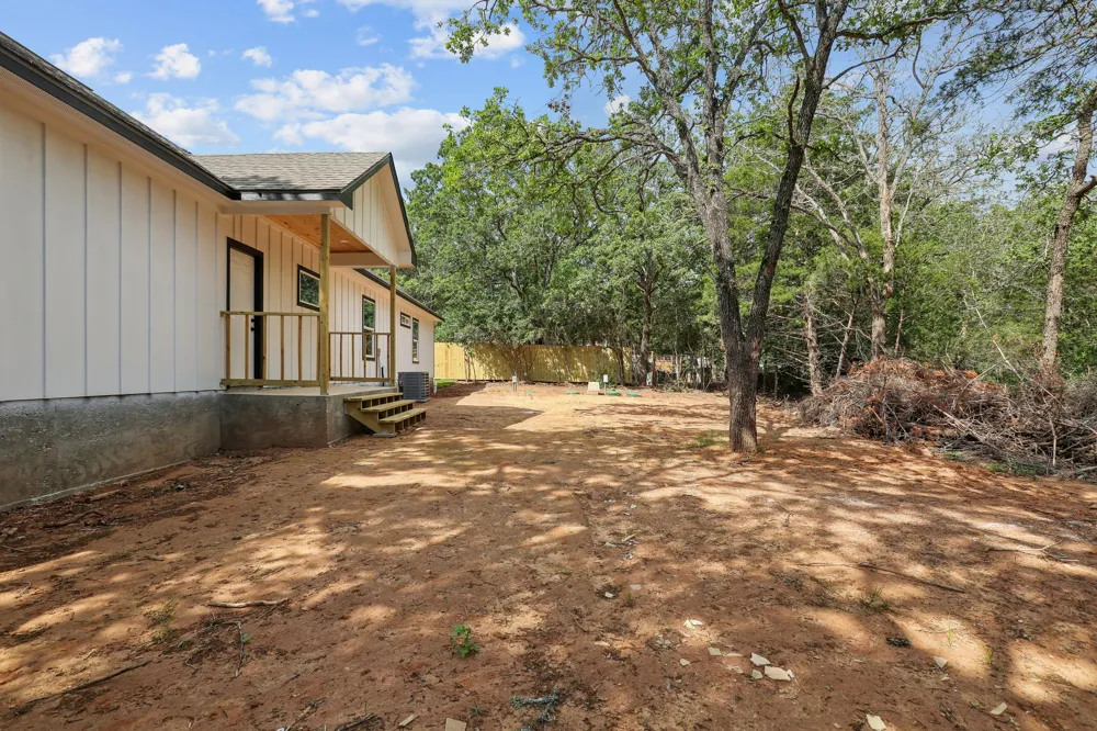210 Flint Ridge Street Bastrop, TX 78602