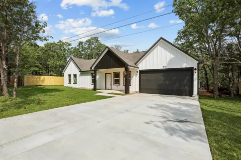 210 Flint Ridge Street