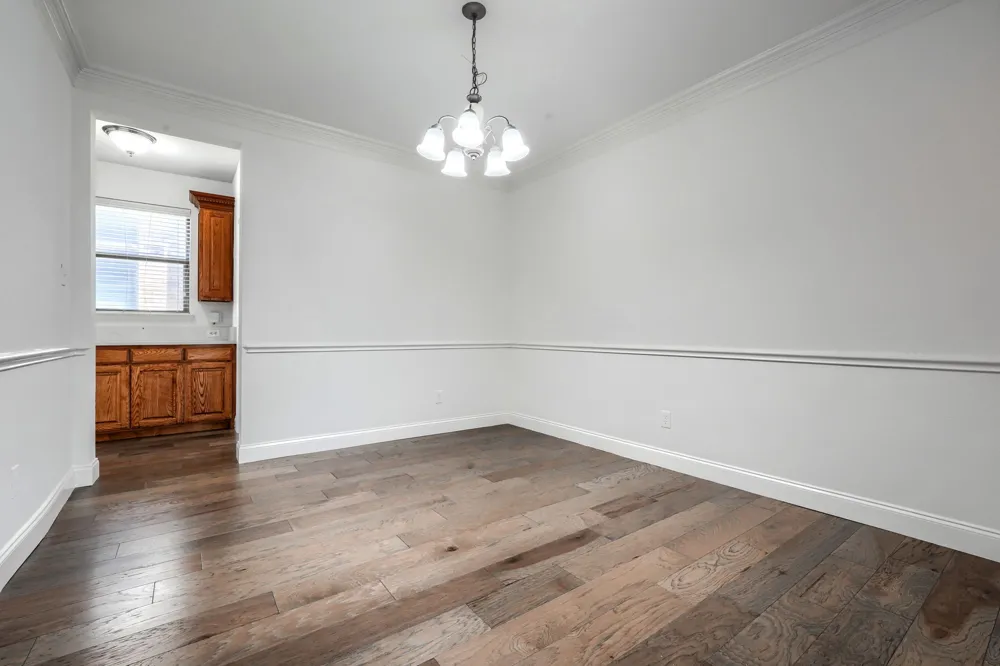 1127 Valley Vista Drive Irving, TX 75063