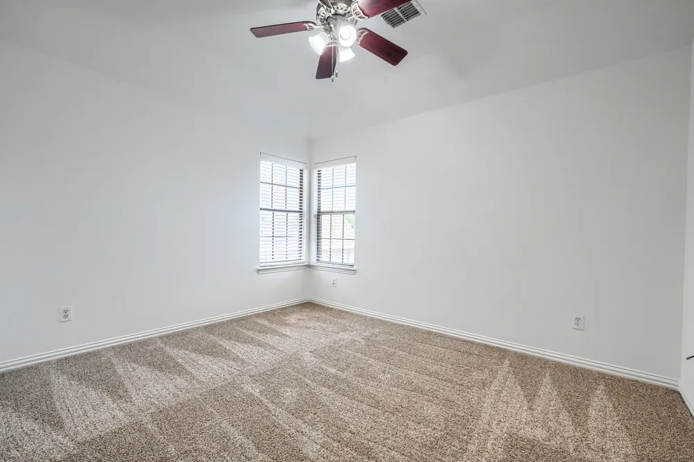 1127 Valley Vista Drive Irving, TX 75063