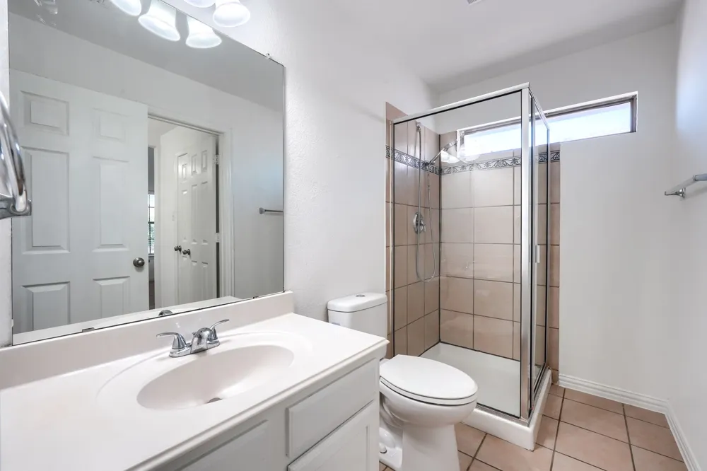 1127 Valley Vista Drive Irving, TX 75063