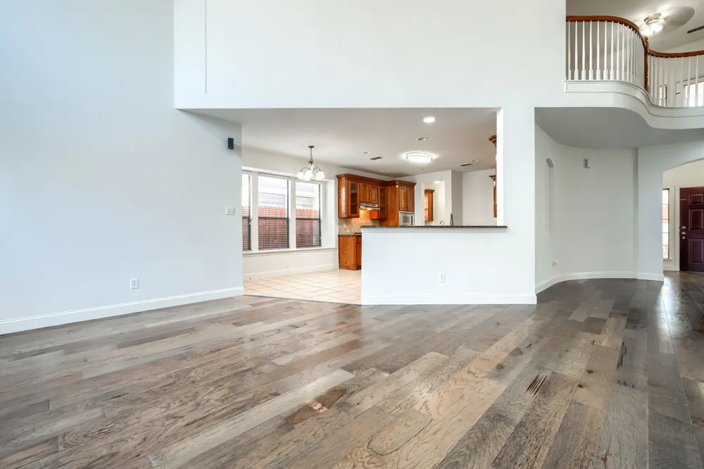 1127 Valley Vista Drive Irving, TX 75063