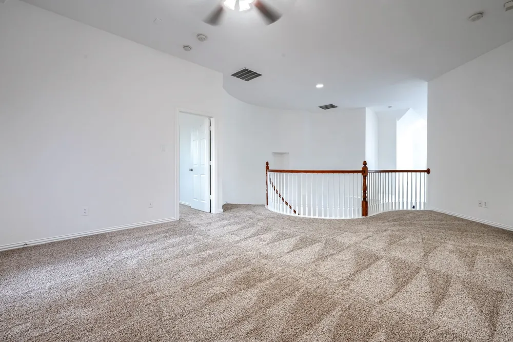 1127 Valley Vista Drive Irving, TX 75063