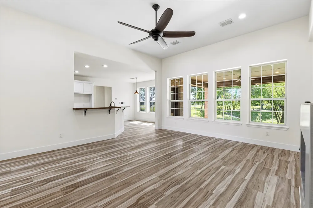 544 Hubbard Circle Nevada, TX 75173