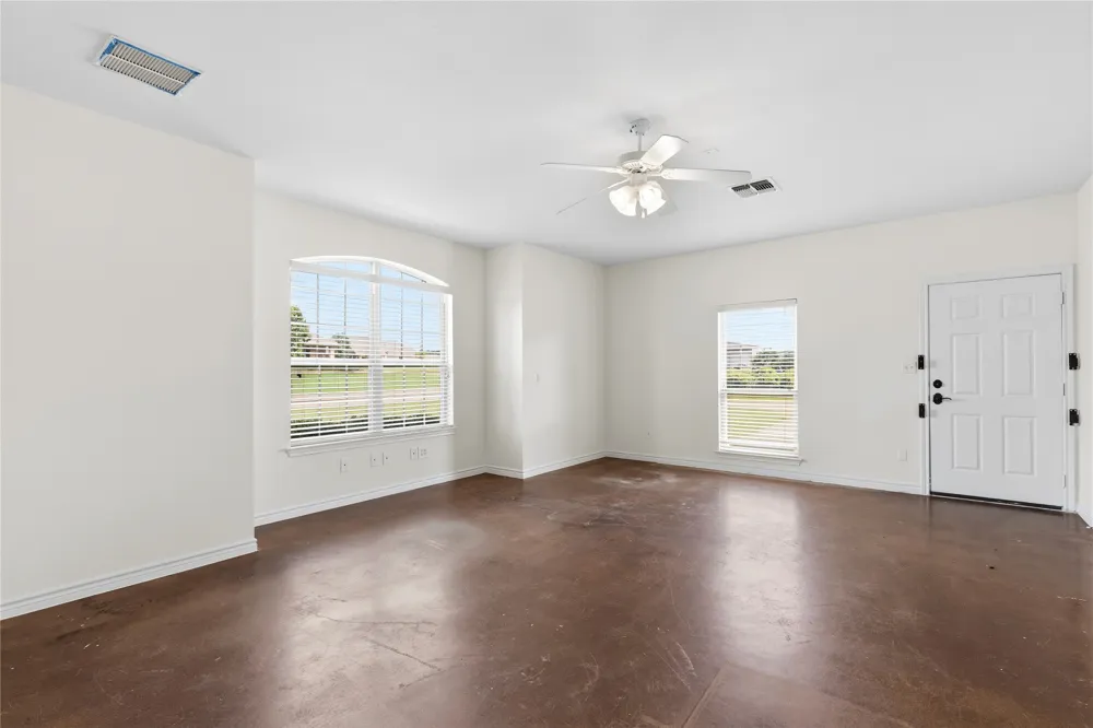 544 Hubbard Circle Nevada, TX 75173