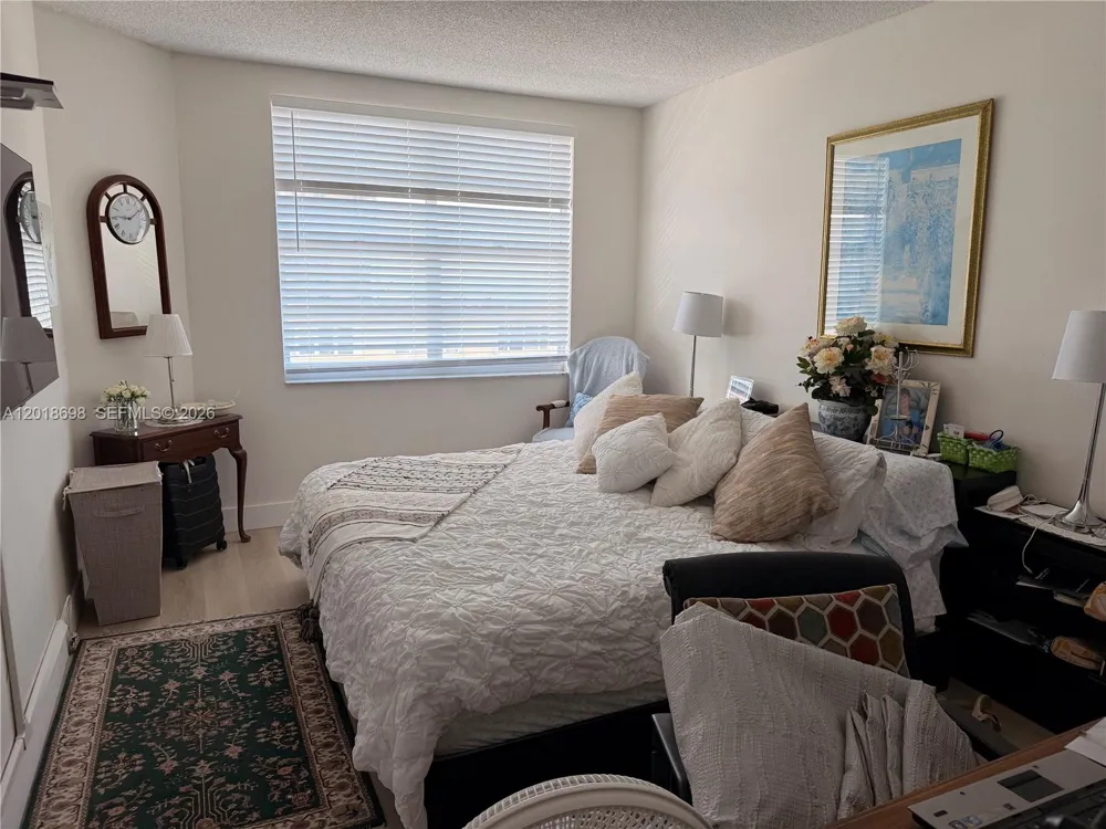 1950 S Ocean Dr #4D Hallandale Beach, FL 33009