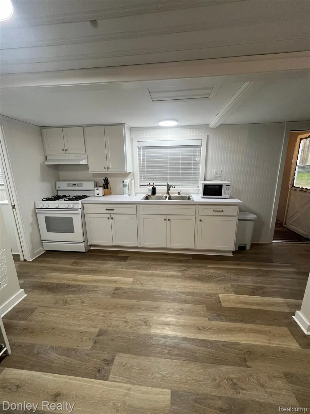 977 Port Austin Road Port Austin Township, MI 48467