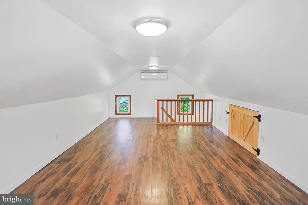 1131 E LIZARD CREEK ROAD Lehighton, PA 18235