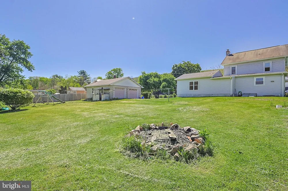 1131 E LIZARD CREEK ROAD Lehighton, PA 18235