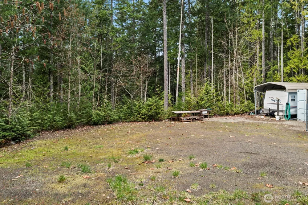 61 Dow Court Hoodsport, WA 98548