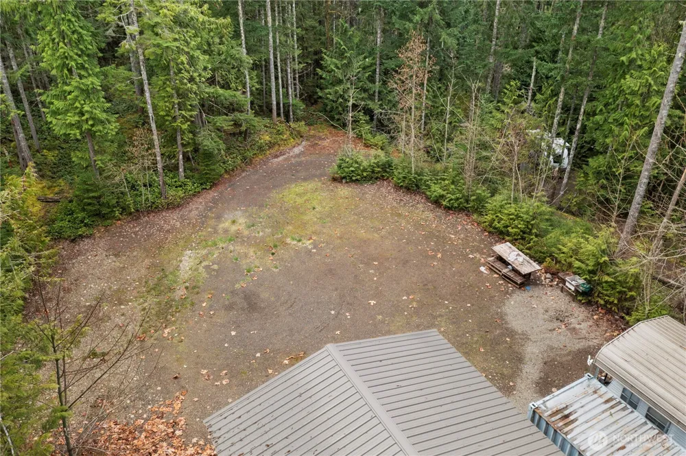 61 Dow Court Hoodsport, WA 98548
