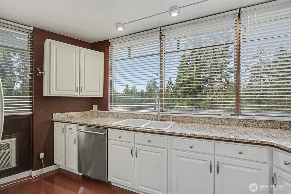 1910 Evergreen Park Drive SW #504 Olympia, WA 98502