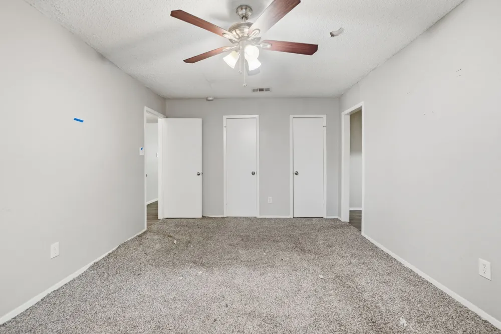 1137 Meadow Creek Court Lancaster, TX 75146