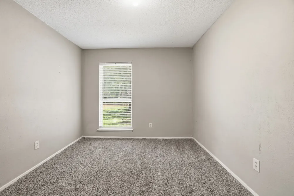 1137 Meadow Creek Court Lancaster, TX 75146