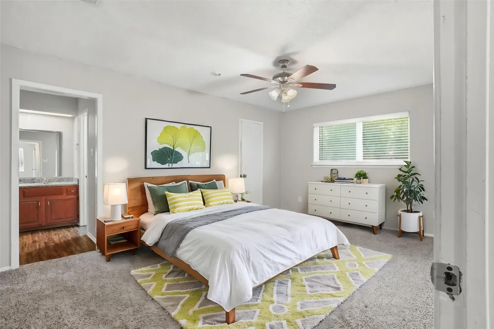1137 Meadow Creek Court Lancaster, TX 75146