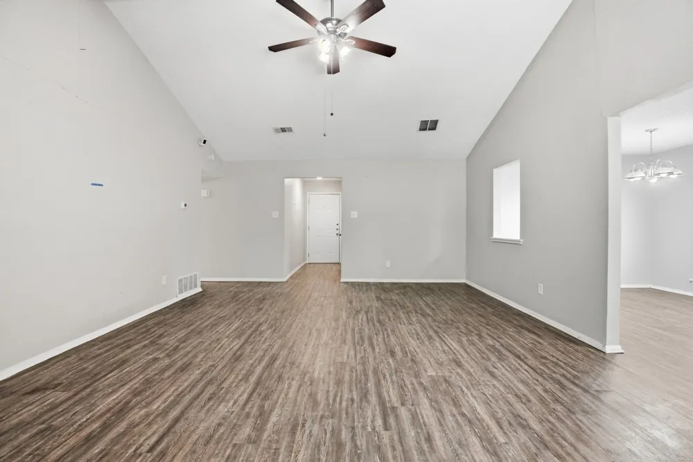 1137 Meadow Creek Court Lancaster, TX 75146