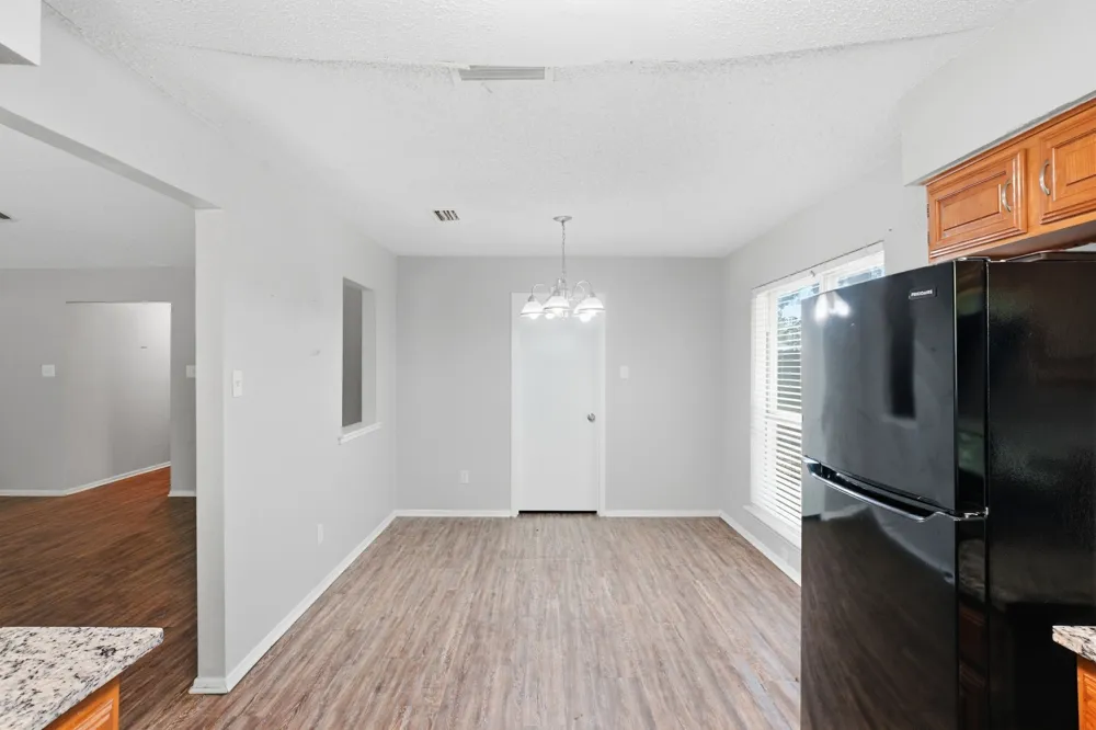 1137 Meadow Creek Court Lancaster, TX 75146