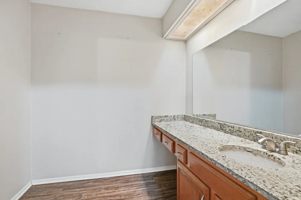 1137 Meadow Creek Court Lancaster, TX 75146