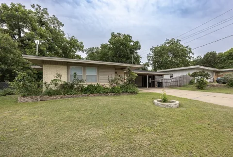 5405 Trail Lake Drive