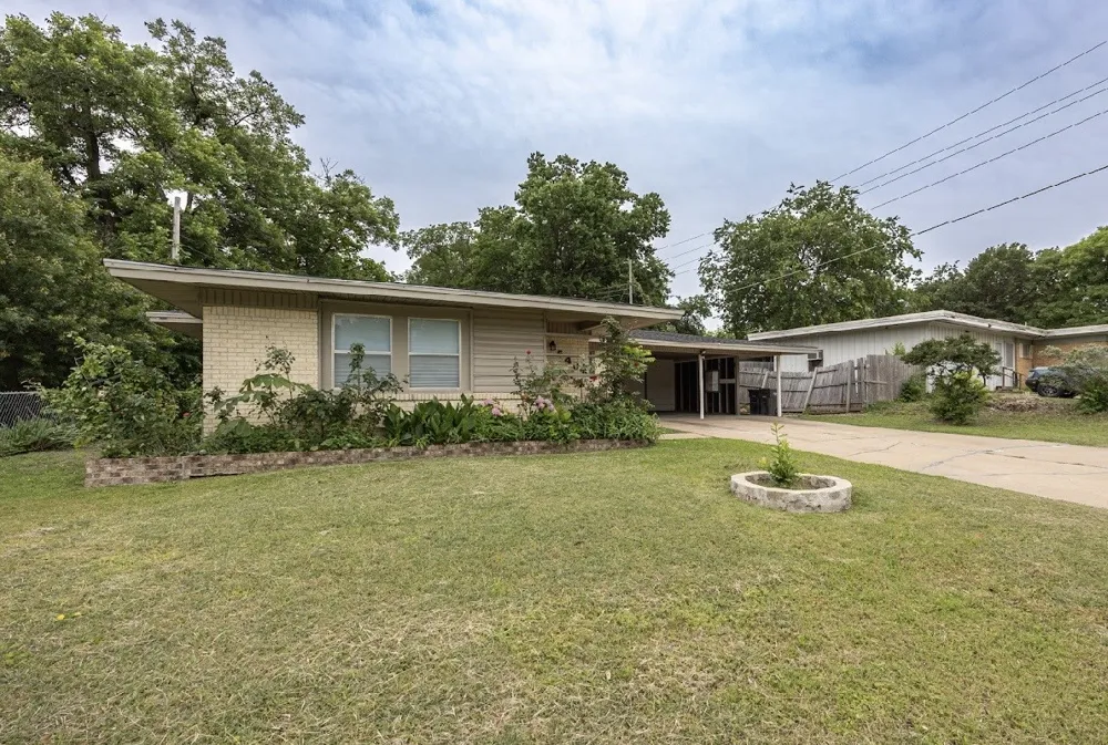 5405 Trail Lake Drive Fort Worth, TX 76133