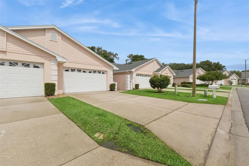 10 ENCLAVE DRIVE Winter Haven, FL 33884