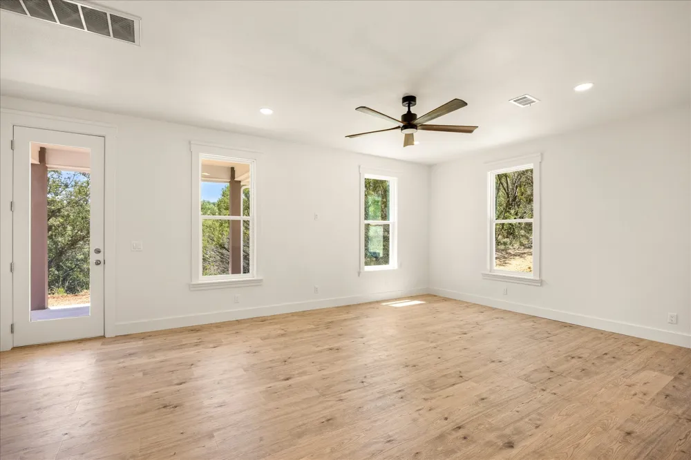 4470 Skyline Drive Bluff Dale, TX 76433