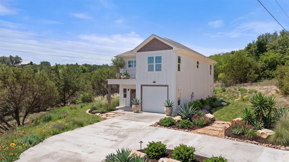 4470 Skyline Drive Bluff Dale, TX 76433