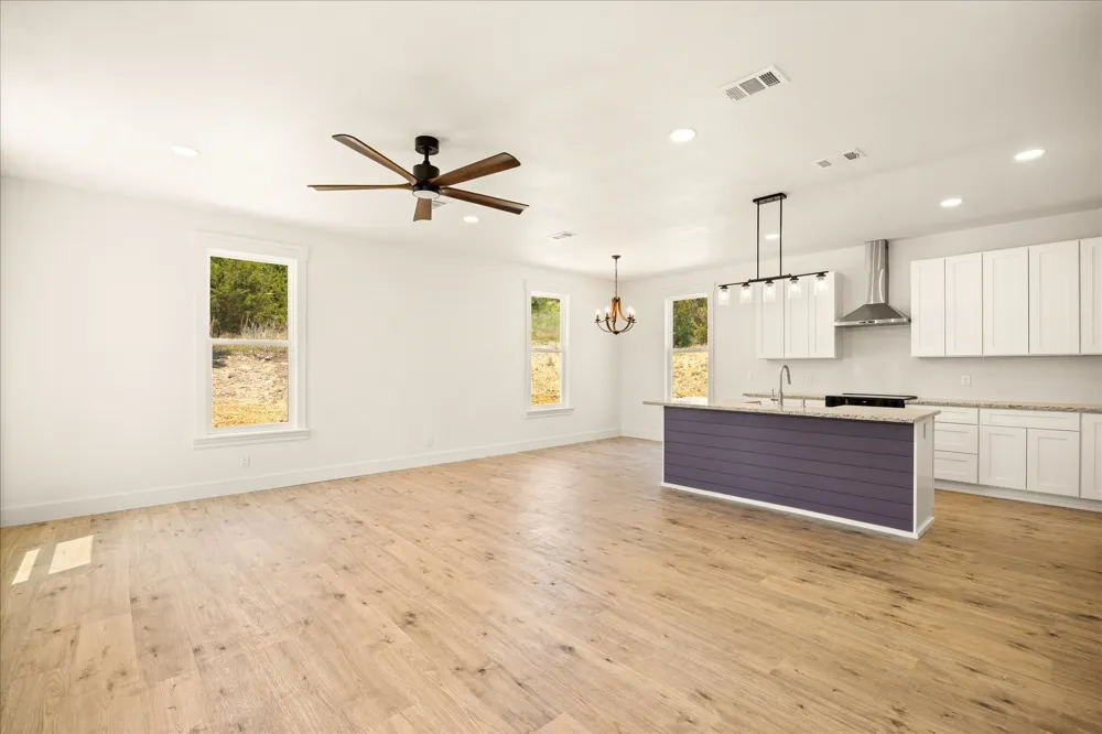 4470 Skyline Drive Bluff Dale, TX 76433