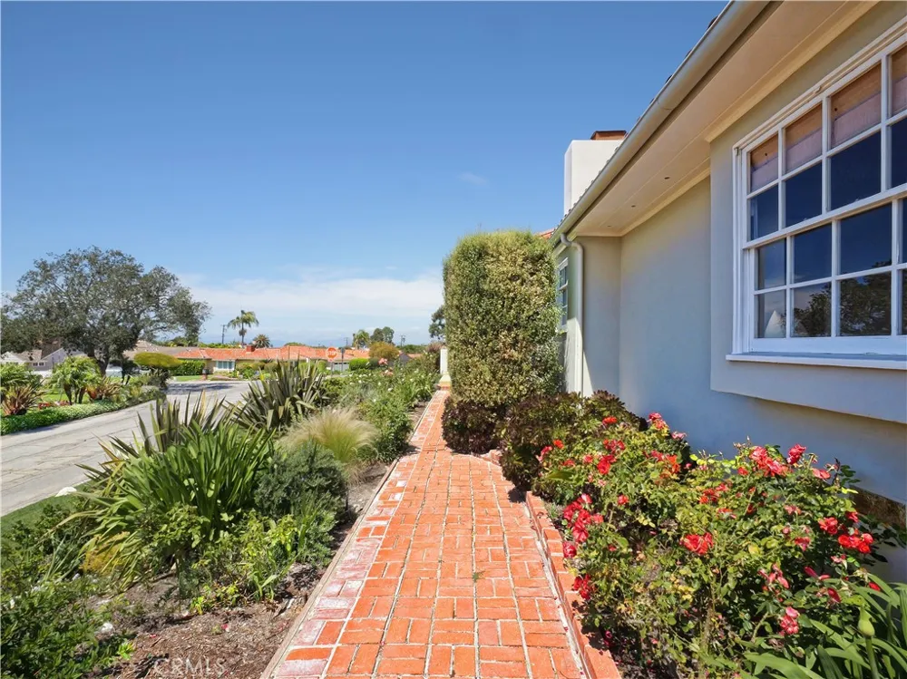 700 Yarmouth Road Palos Verdes Estates, CA 90274