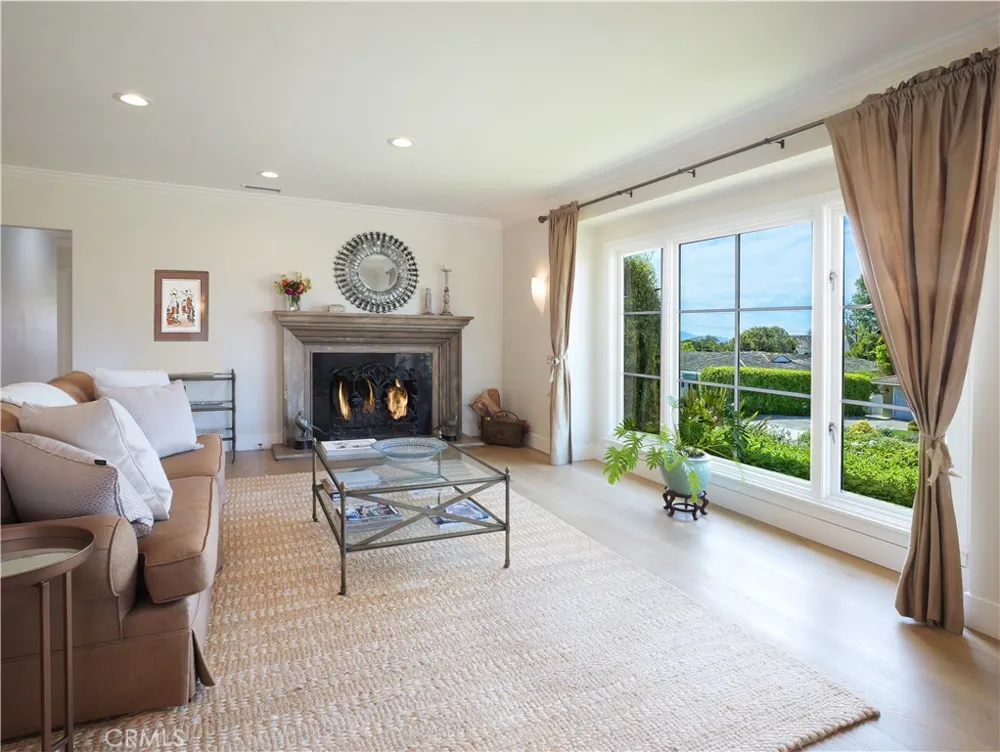 700 Yarmouth Road Palos Verdes Estates, CA 90274