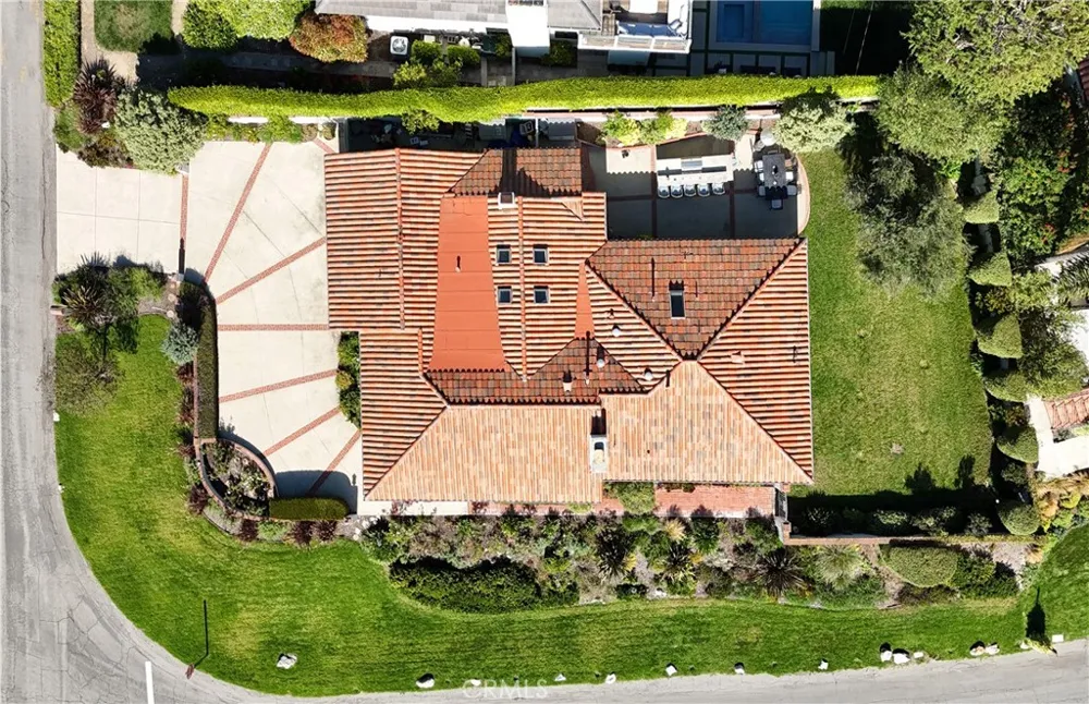 700 Yarmouth Road Palos Verdes Estates, CA 90274