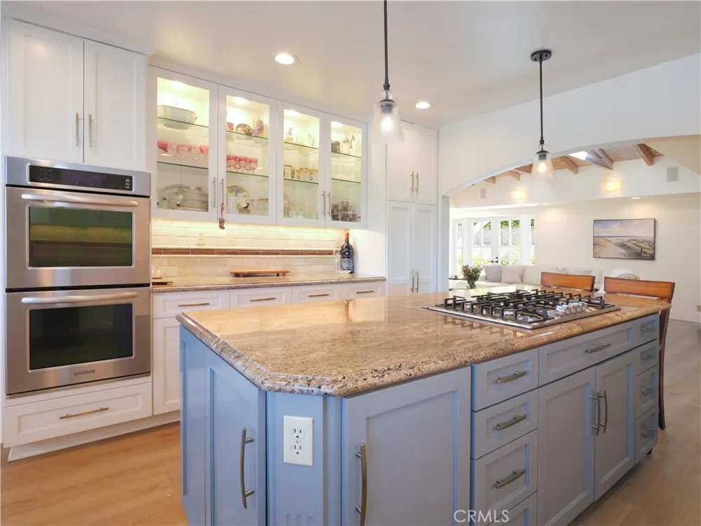 700 Yarmouth Road Palos Verdes Estates, CA 90274
