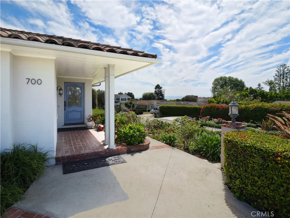 700 Yarmouth Road Palos Verdes Estates, CA 90274