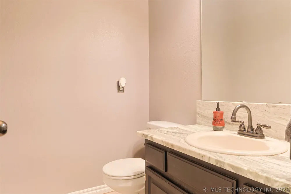 9074 W 157th Street Skiatook, OK 74070