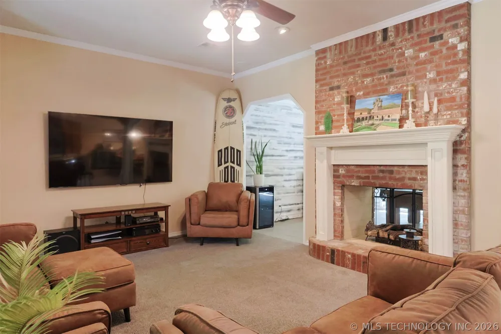 9074 W 157th Street Skiatook, OK 74070