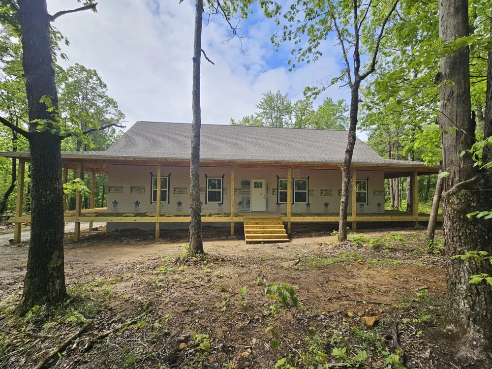 488 Hunters Trail Way Altamont, TN 37301
