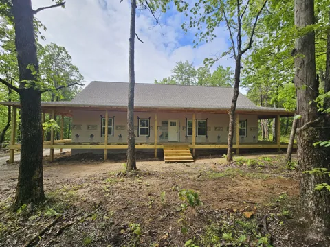 488 Hunters Trail Way