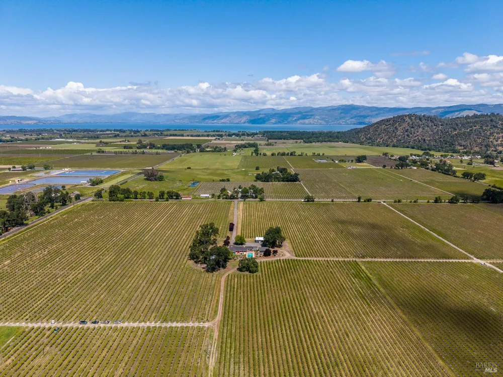4500 Clark Drive Kelseyville, CA 95451